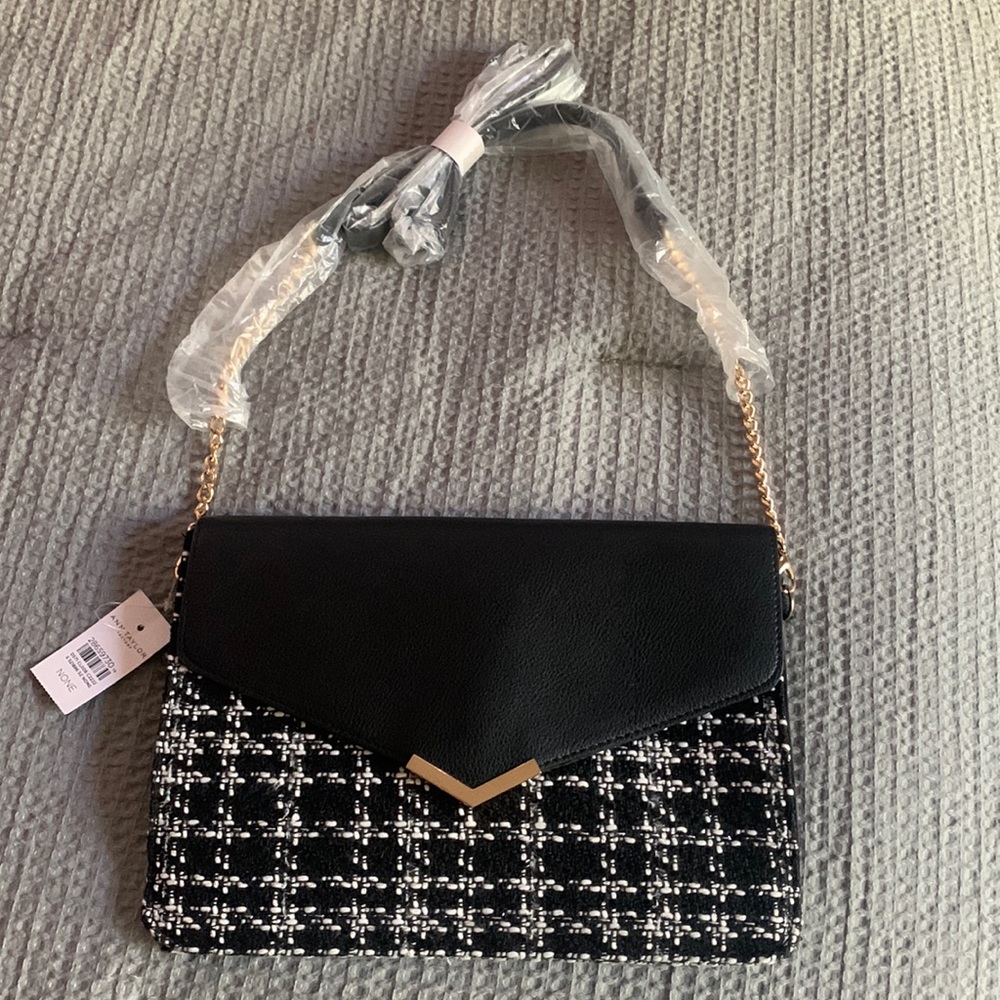 Ann Taylor factory crossbody/shoulder envelope purse